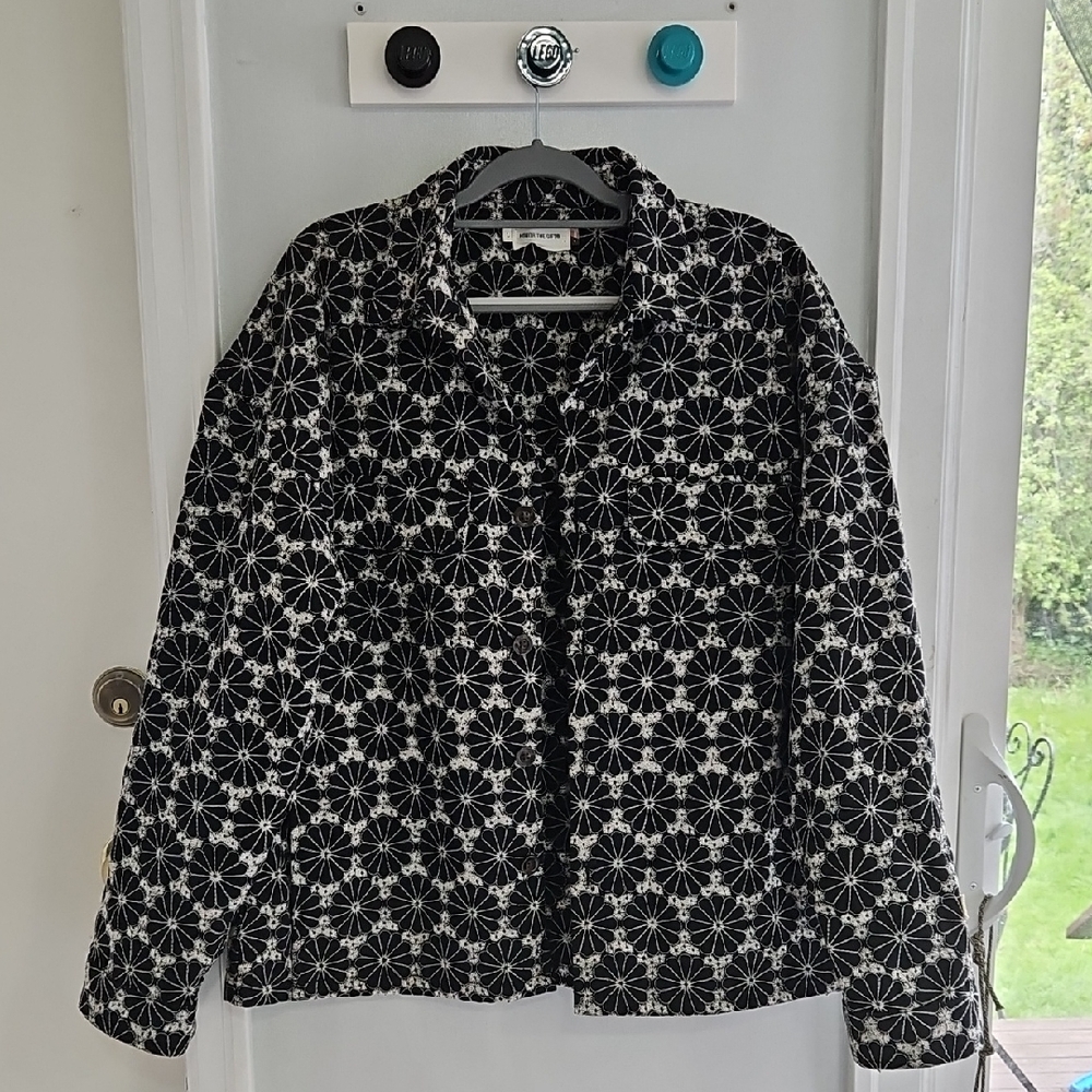Honor The Gift Legacy Eyelet Shirt in Black